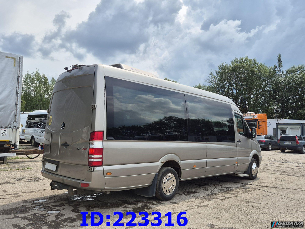 MERCEDES-BENZ Sprinter 519 VIP - 18 Seater - Euro 5 - Turistički autobus: slika 5 MERCEDES-BENZ Sprinter 519 VIP - 18 Seater - Euro 5 - Turistički autobus: slika 5