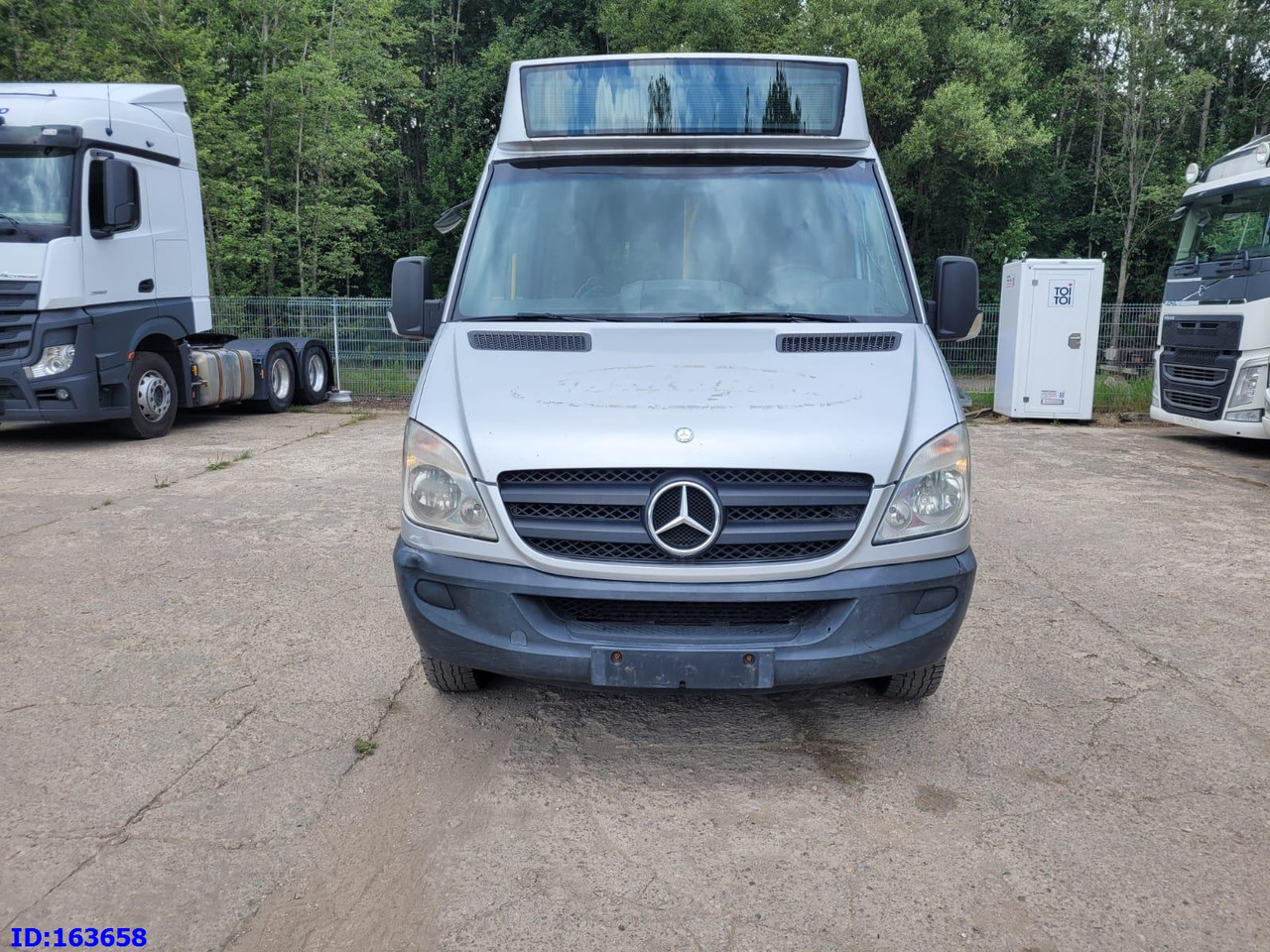 MERCEDES-BENZ Sprinter - City - EvoBus - 23 Place - Euro5 - Gradski autobus: slika 2 MERCEDES-BENZ Sprinter - City - EvoBus - 23 Place - Euro5 - Gradski autobus: slika 2