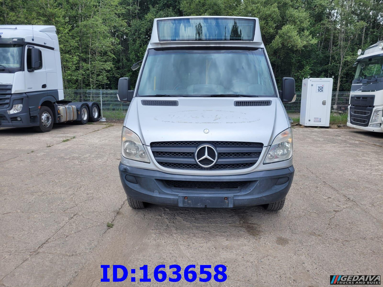 MERCEDES-BENZ Sprinter - City - EvoBus - 23 Place - Euro5 - Gradski autobus: slika 2 MERCEDES-BENZ Sprinter - City - EvoBus - 23 Place - Euro5 - Gradski autobus: slika 2