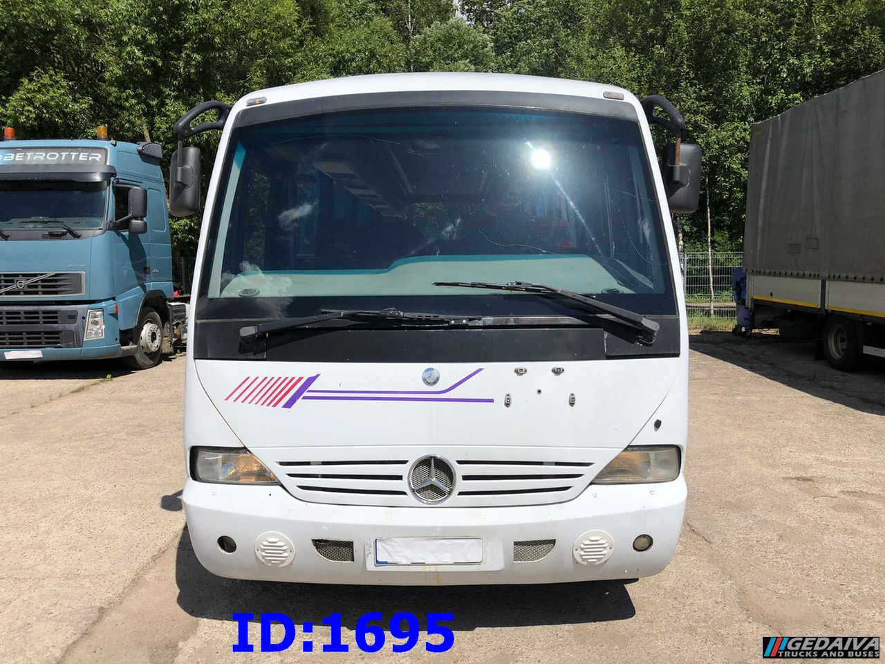MERCEDES-BENZ Vario Medio 815 30-Seater - Turistički autobus: slika 2 MERCEDES-BENZ Vario Medio 815 30-Seater - Turistički autobus: slika 2
