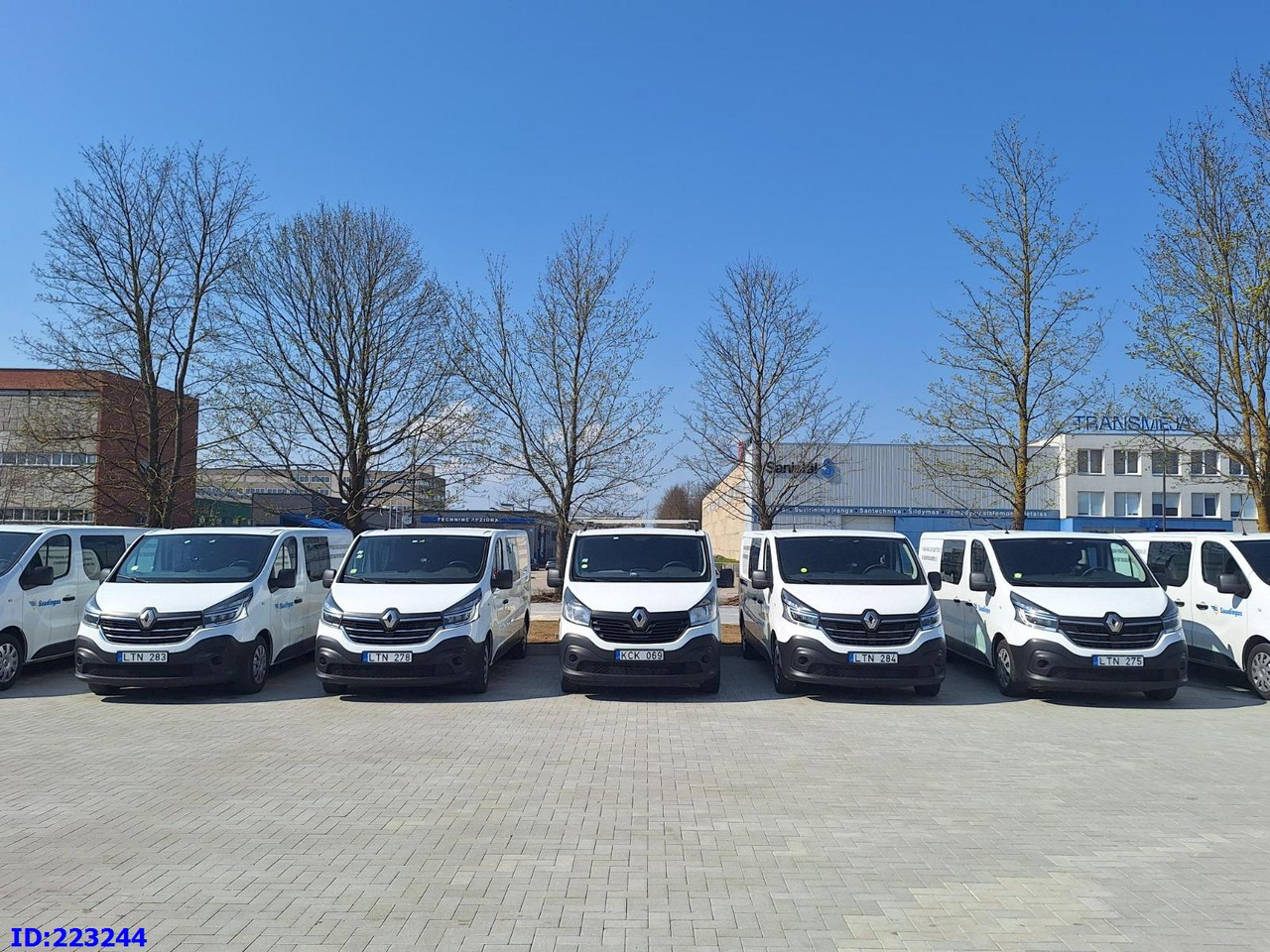 RENAULT Trafic (6pcs. available) - Dostavno vozilo sa duplom kabinom: slika 2 RENAULT Trafic (6pcs. available) - Dostavno vozilo sa duplom kabinom: slika 2