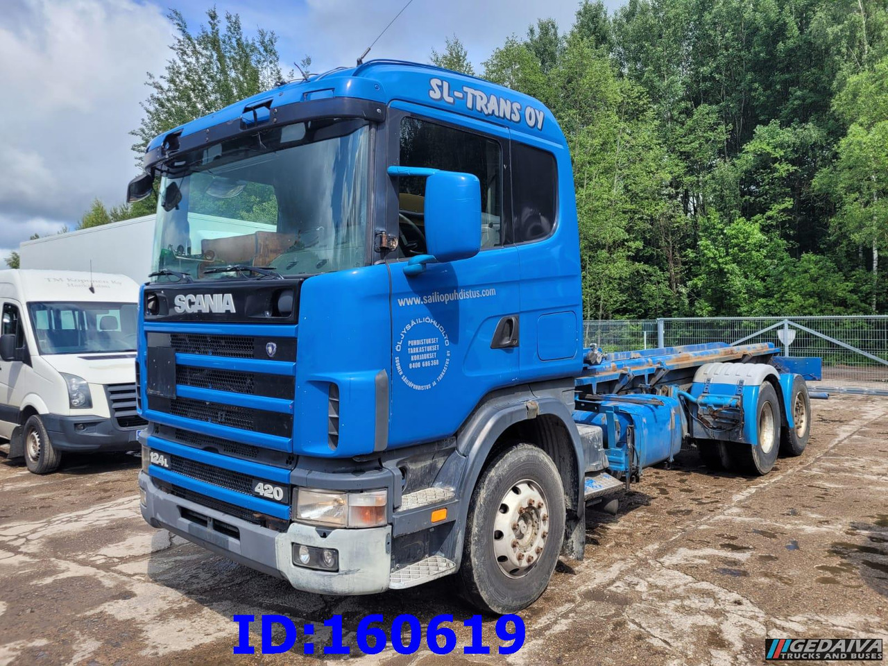SCANIA 124 420 6x2 Manual Retarder - Kamion sa golom šasijom i zatvorenom kabinom: slika 1 SCANIA 124 420 6x2 Manual Retarder - Kamion sa golom šasijom i zatvorenom kabinom: slika 1