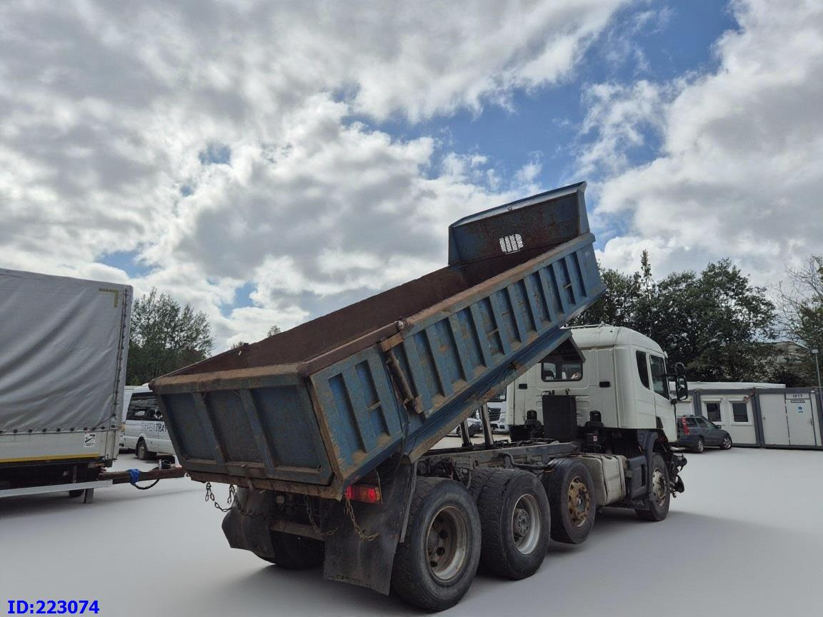 SCANIA 124 8x2 - Manual - Full steel - Istovarivač: slika 5 SCANIA 124 8x2 - Manual - Full steel - Istovarivač: slika 5