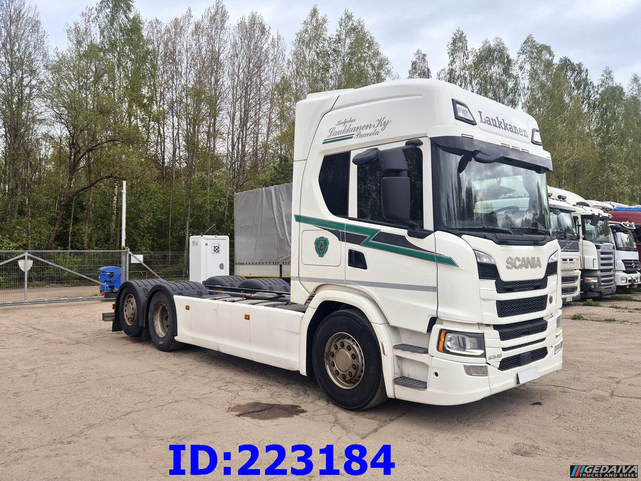 SCANIA G540 6x2 Retarder - Kamion sa golom šasijom i zatvorenom kabinom: slika 4 SCANIA G540 6x2 Retarder - Kamion sa golom šasijom i zatvorenom kabinom: slika 4