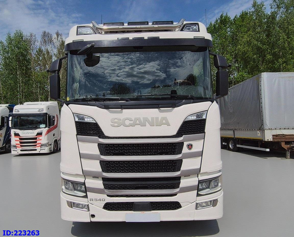 SCANIA R540 6x2 Retarder - Kamion sa golom šasijom i zatvorenom kabinom: slika 2 SCANIA R540 6x2 Retarder - Kamion sa golom šasijom i zatvorenom kabinom: slika 2