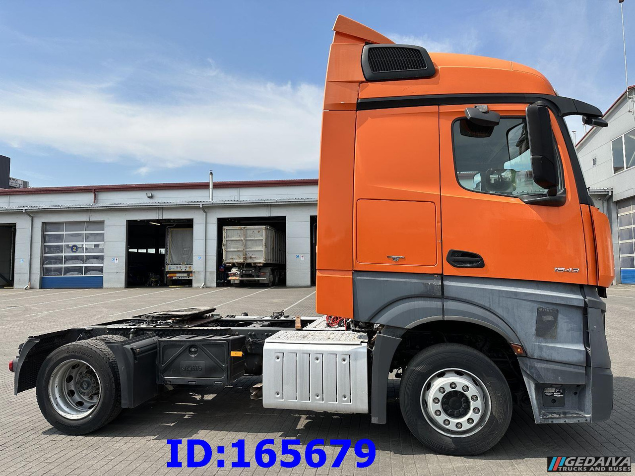 MERCEDES-BENZ Actros 1843 - Mega - Euro6 - Tegljač: slika 3 MERCEDES-BENZ Actros 1843 - Mega - Euro6 - Tegljač: slika 3