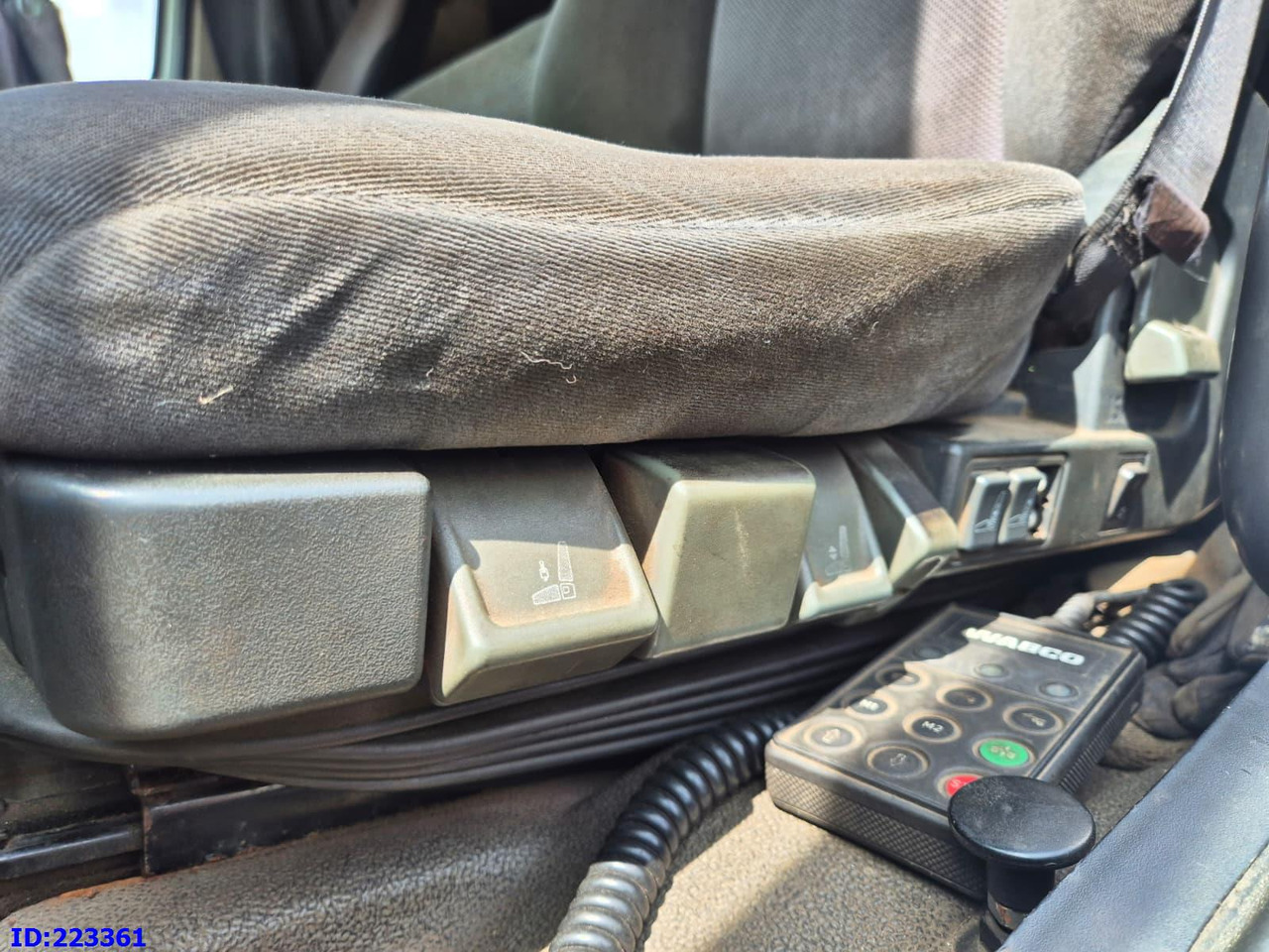 Tegljač RENAULT Premium 420 6x2 Manual: slika 9 Tegljač RENAULT Premium 420 6x2 Manual: slika 9