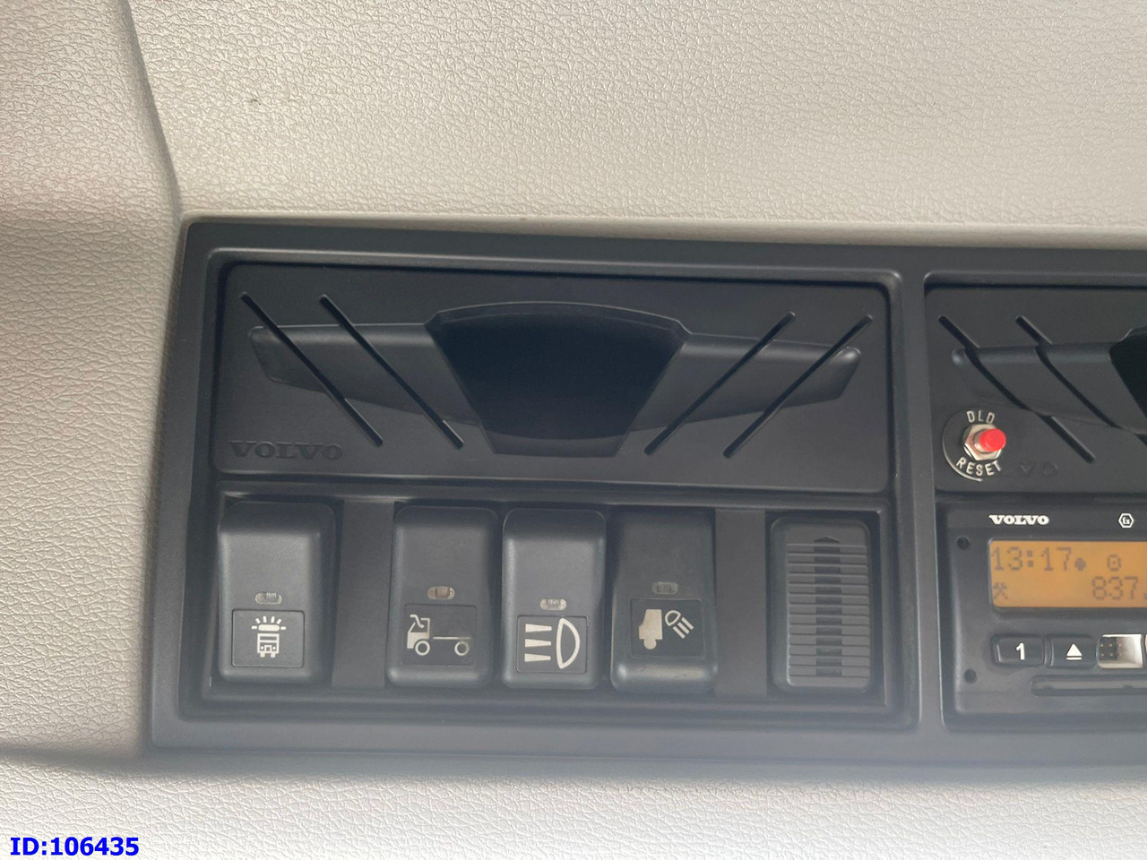 Tegljač VOLVO FH16 700HP 6X4 Euro5: slika 14