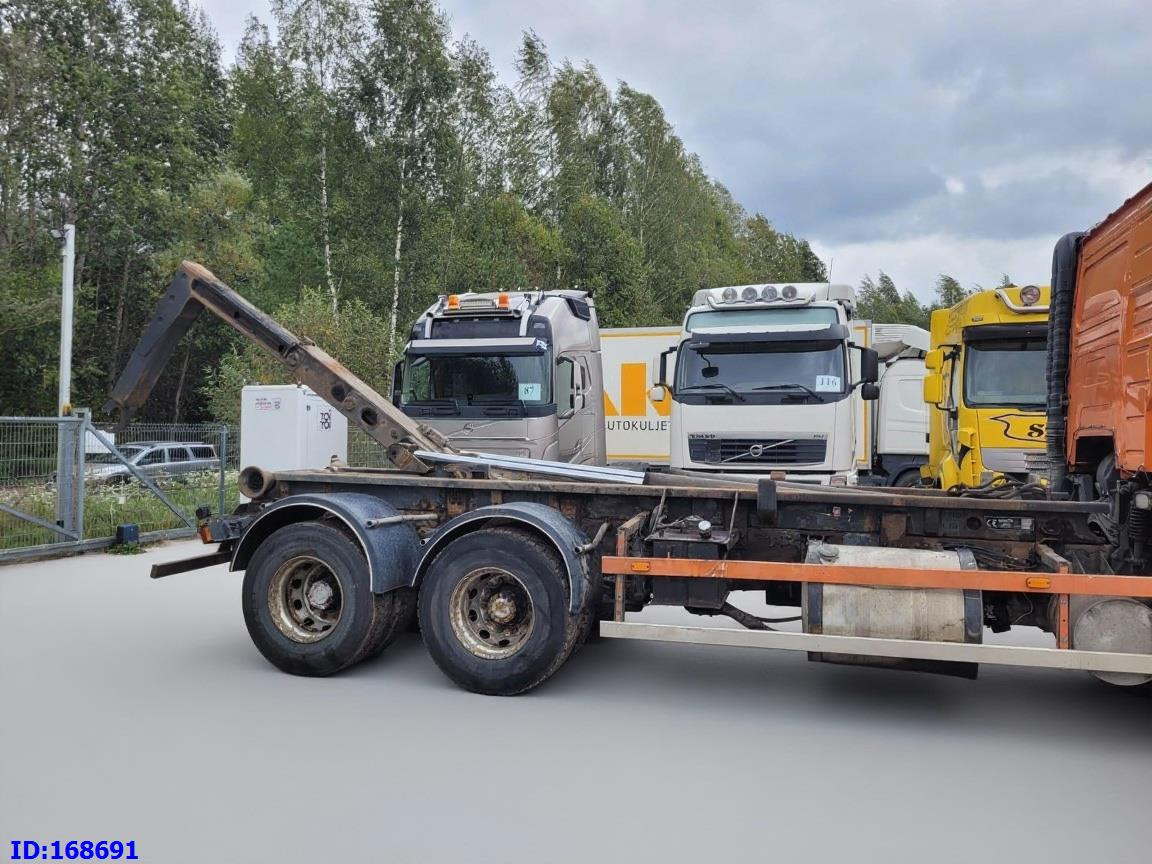 VOLVO FH12 380HP 6x2 10tyre Hook Tipper - Kamion sa hidrauličnom kukom: slika 5 VOLVO FH12 380HP 6x2 10tyre Hook Tipper - Kamion sa hidrauličnom kukom: slika 5