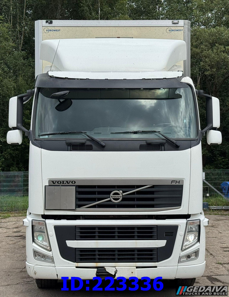 VOLVO FH13 460HP 6x2 OPEN SIDE BOX - Kamion sa zatvorenim sandukom: slika 2 VOLVO FH13 460HP 6x2 OPEN SIDE BOX - Kamion sa zatvorenim sandukom: slika 2