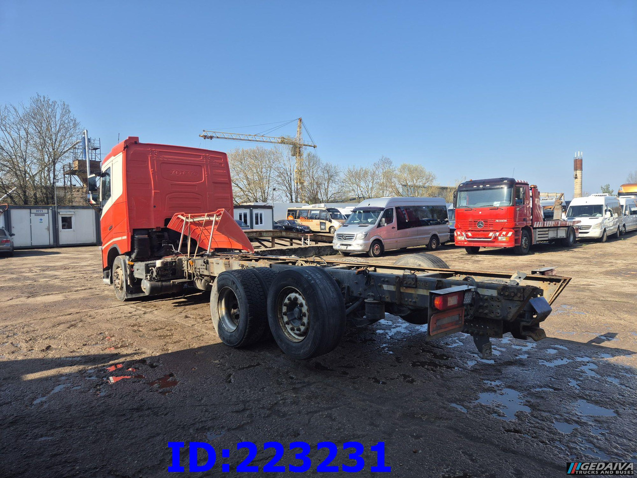 VOLVO FH13 540HP 6X2 Euro6 - Kamion sa golom šasijom i zatvorenom kabinom: slika 4 VOLVO FH13 540HP 6X2 Euro6 - Kamion sa golom šasijom i zatvorenom kabinom: slika 4