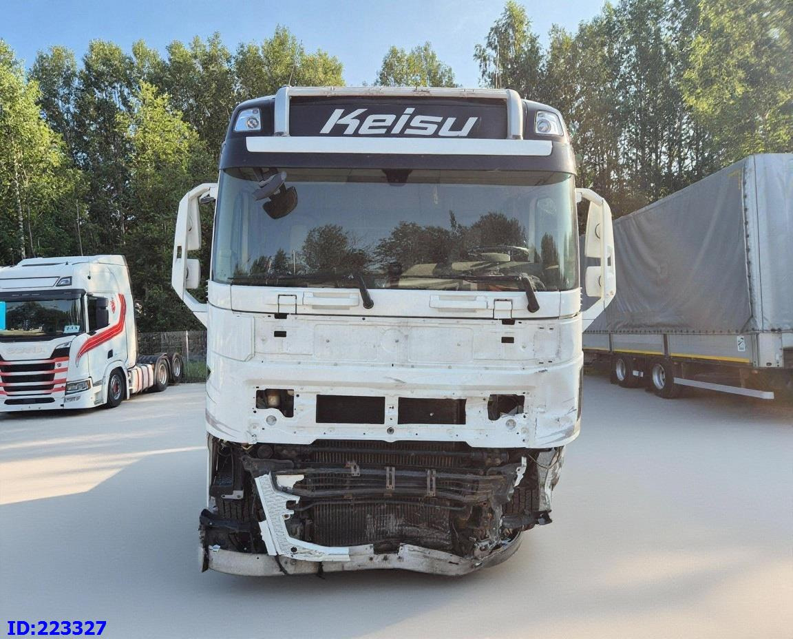 VOLVO FH13 550HP 6x2 ( Drivable condition ) - Kamion sa golom šasijom i zatvorenom kabinom: slika 2 VOLVO FH13 550HP 6x2 ( Drivable condition ) - Kamion sa golom šasijom i zatvorenom kabinom: slika 2