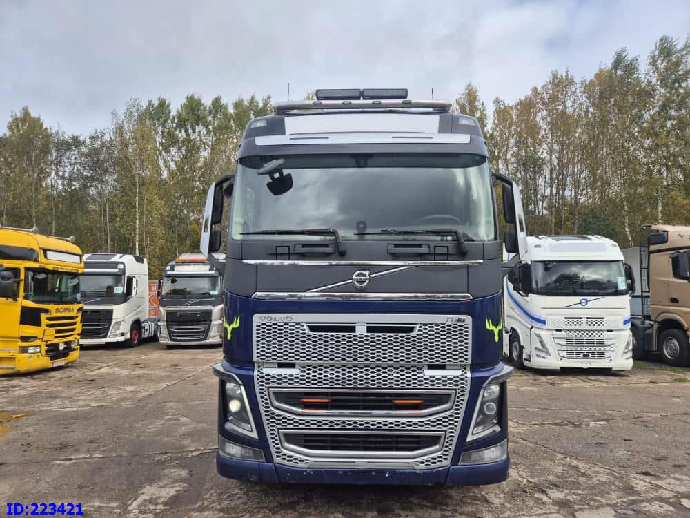 VOLVO FH16 750HP 8x4 +  KESLA CRANE - Šticar: slika 2 VOLVO FH16 750HP 8x4 +  KESLA CRANE - Šticar: slika 2