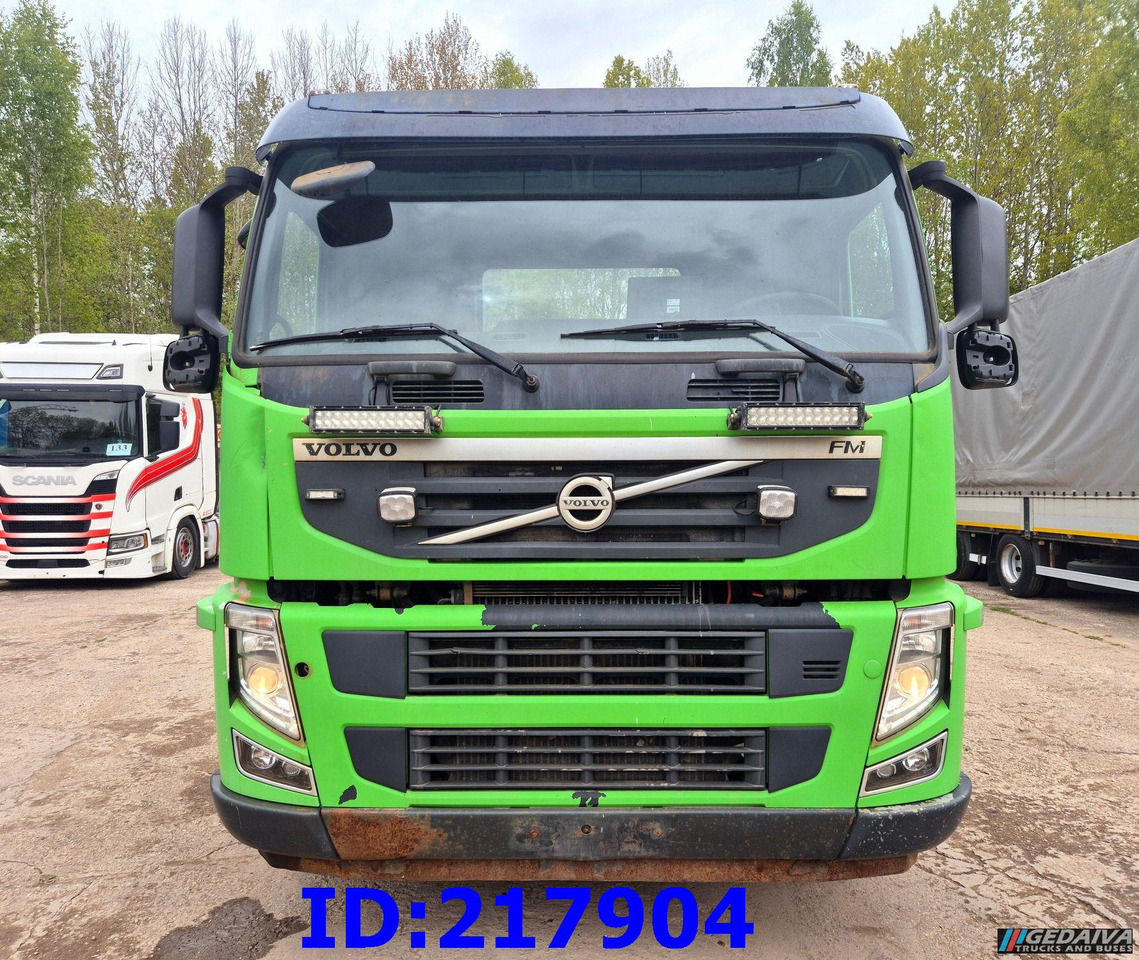 VOLVO FM 410HP 8x4 (Steering axle) - Kamion sa golom šasijom i zatvorenom kabinom: slika 2 VOLVO FM 410HP 8x4 (Steering axle) - Kamion sa golom šasijom i zatvorenom kabinom: slika 2