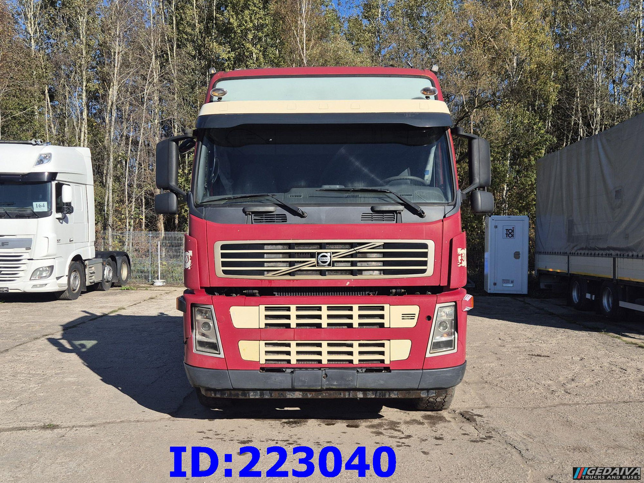 VOLVO FM12 420HP 8x2 - Kamion sa kablovskim sistemom: slika 2 VOLVO FM12 420HP 8x2 - Kamion sa kablovskim sistemom: slika 2