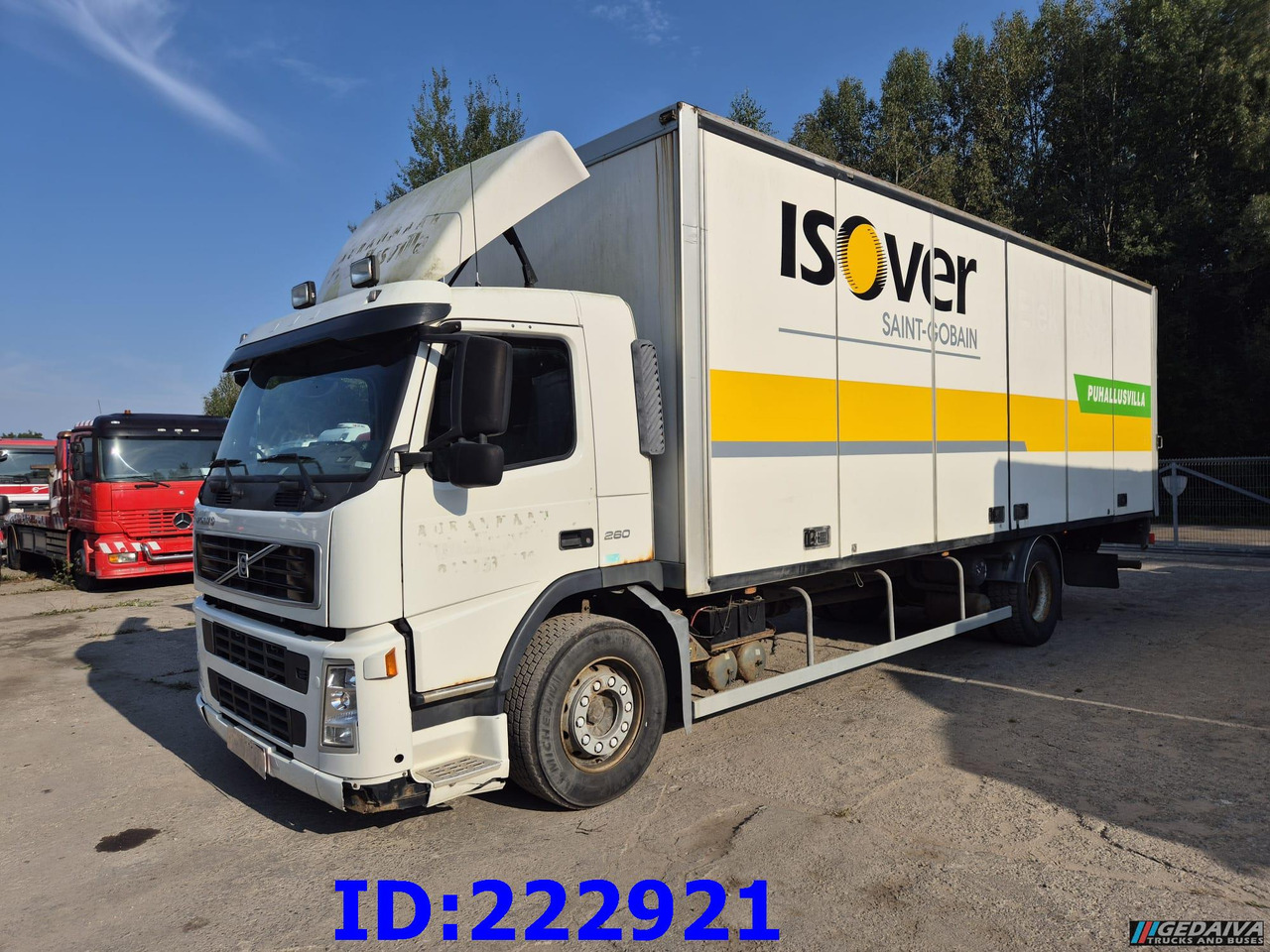 Kamion sa zatvorenim sandukom VOLVO FM9 260HP: slika 1