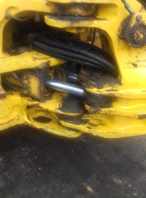 Komatsu WB 97 S - Bager utovarivač: slika 4 Komatsu WB 97 S - Bager utovarivač: slika 4