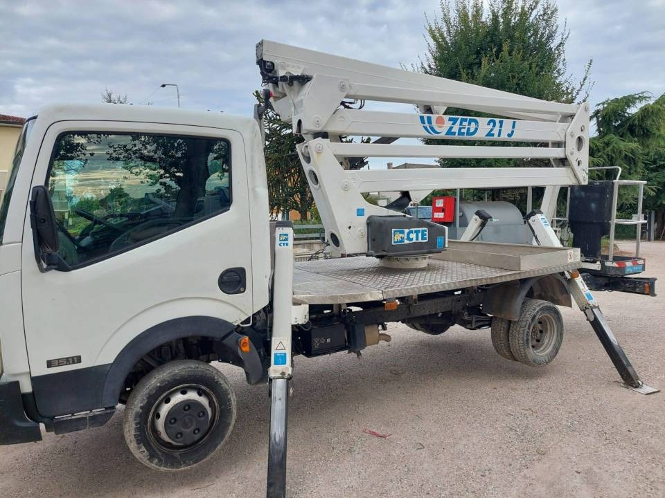 CTE ZED 21 J - Vazdušna platforma montirana na kamion: slika 1 CTE ZED 21 J - Vazdušna platforma montirana na kamion: slika 1