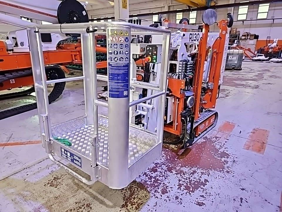 EasyLift R130 - Zglobna platforma: slika 4 EasyLift R130 - Zglobna platforma: slika 4