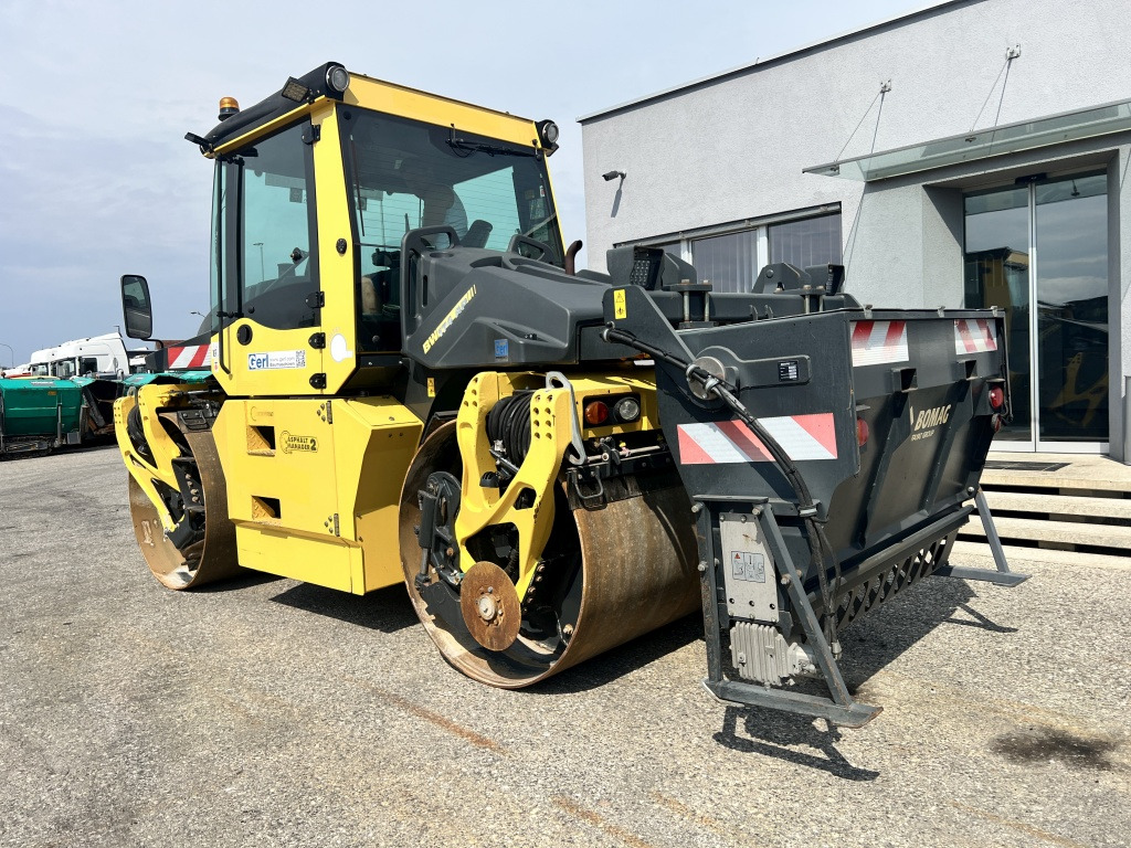 Bomag BW 174 AP-4i AM (111651) - Valjak za puteve: slika 3 Bomag BW 174 AP-4i AM (111651) - Valjak za puteve: slika 3
