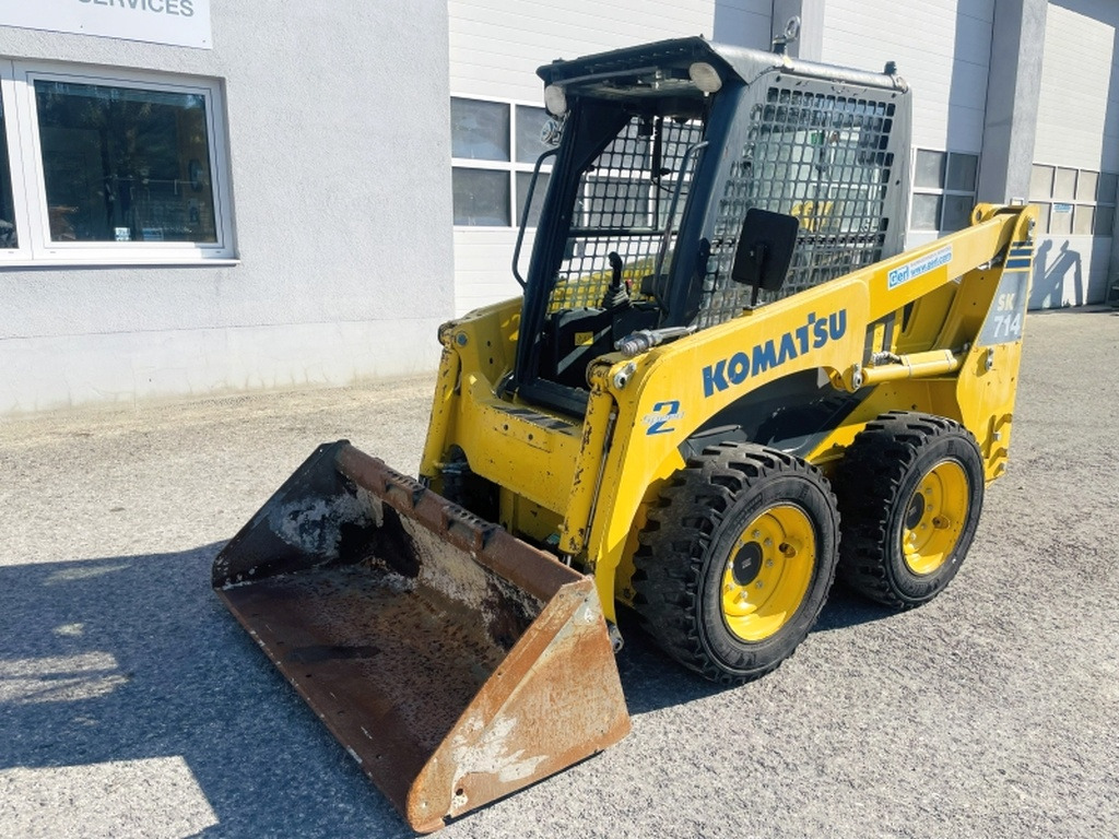 Komatsu SK714 (4077) - Mini utovarivač: slika 4 Komatsu SK714 (4077) - Mini utovarivač: slika 4