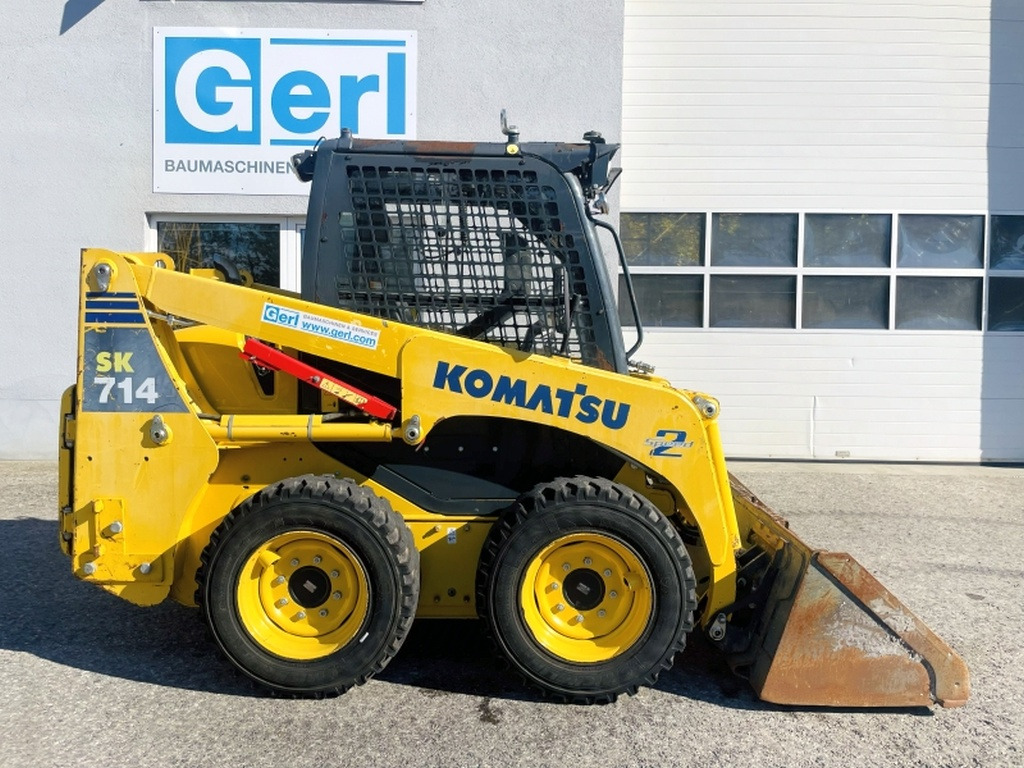 Komatsu SK714 (4077) - Mini utovarivač: slika 2 Komatsu SK714 (4077) - Mini utovarivač: slika 2