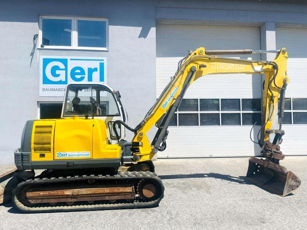 Neuson 8002 RDV (4015) - Mini bager: slika 2 Neuson 8002 RDV (4015) - Mini bager: slika 2