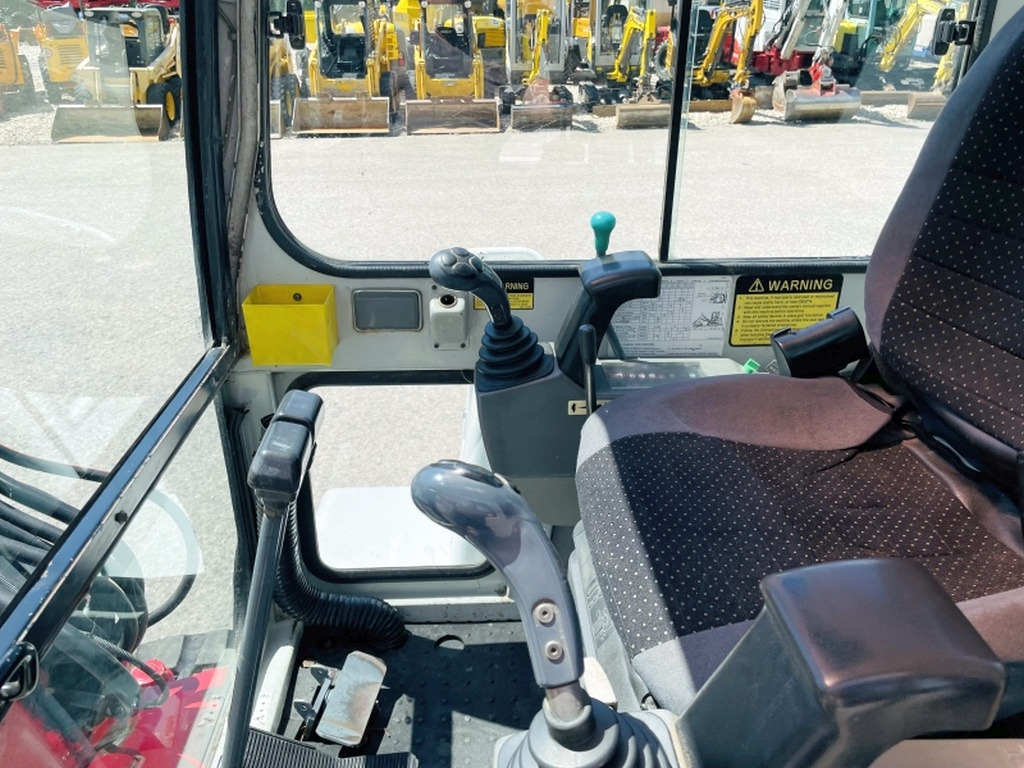 Takeuchi TB125 (4004) - Mini bager: slika 5 Takeuchi TB125 (4004) - Mini bager: slika 5