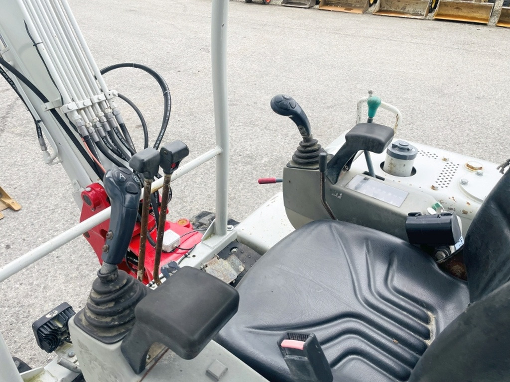 Takeuchi TB135 (4056) - Mini bager: slika 5 Takeuchi TB135 (4056) - Mini bager: slika 5