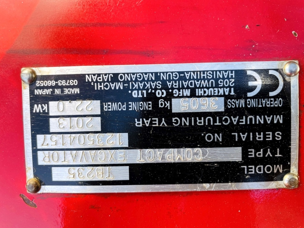 Takeuchi TB235 (3969) - Mini bager: slika 3 Takeuchi TB235 (3969) - Mini bager: slika 3