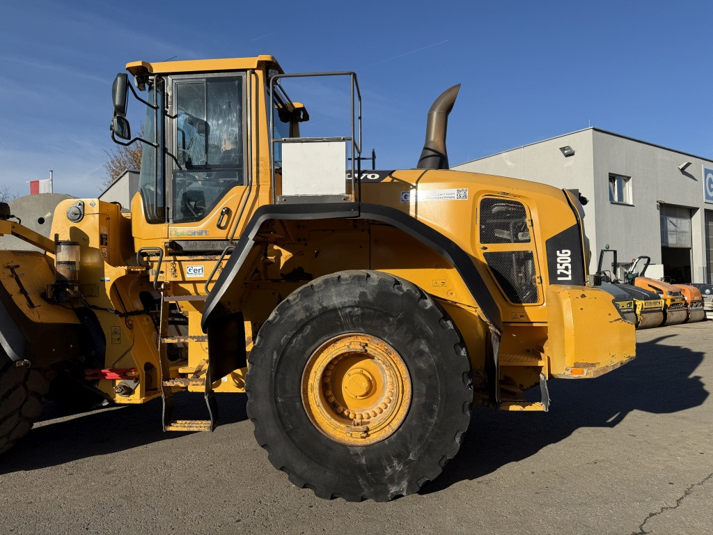 Volvo L 250 G (111749) - Utovarivač točkaš: slika 2 Volvo L 250 G (111749) - Utovarivač točkaš: slika 2