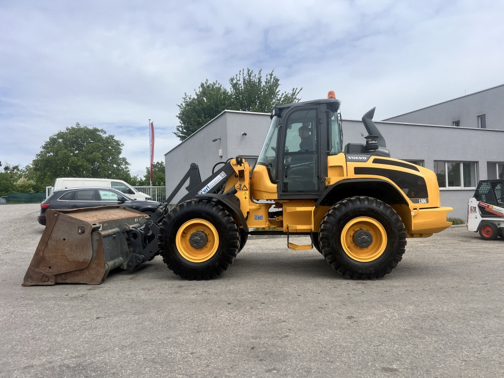 Volvo L 50 G-TP (111581) - Utovarivač točkaš: slika 1 Volvo L 50 G-TP (111581) - Utovarivač točkaš: slika 1
