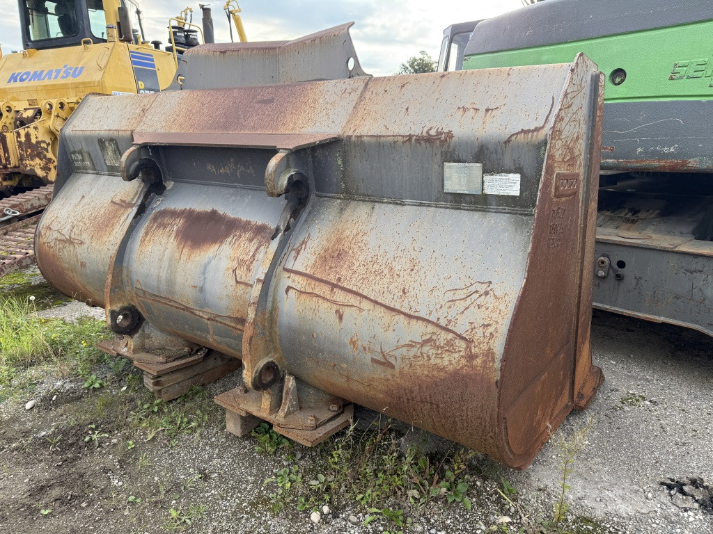 Volvo Schaufel 4,2 m³ (111756) - Utovarna kašika: slika 2 Volvo Schaufel 4,2 m³ (111756) - Utovarna kašika: slika 2