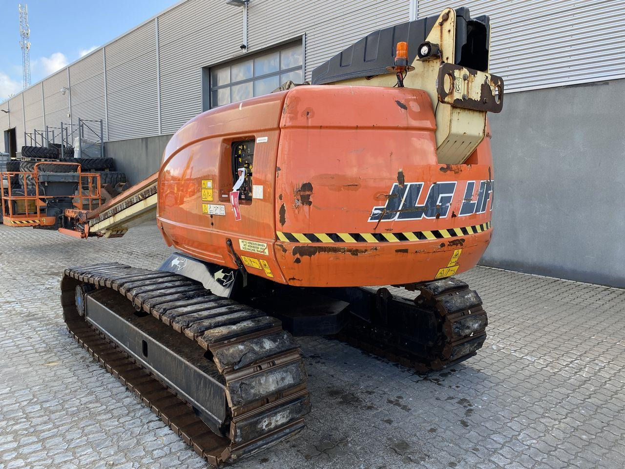 JLG 660SJC - Teleskopska platforma: slika 2 JLG 660SJC - Teleskopska platforma: slika 2