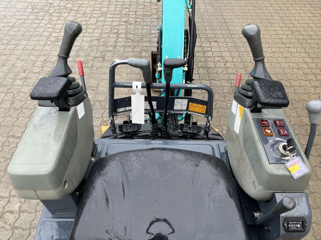 Kobelco SK10SR-2 - Mini bager: slika 3 Kobelco SK10SR-2 - Mini bager: slika 3