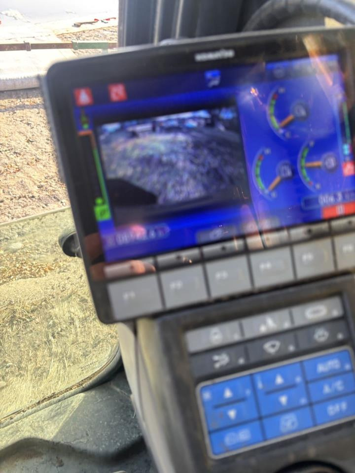 Komatsu PC240LC-11 - Bager guseničar: slika 5 Komatsu PC240LC-11 - Bager guseničar: slika 5