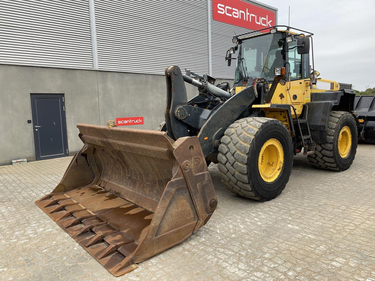 Komatsu WA320PZ-6 - Utovarivač točkaš: slika 1 Komatsu WA320PZ-6 - Utovarivač točkaš: slika 1