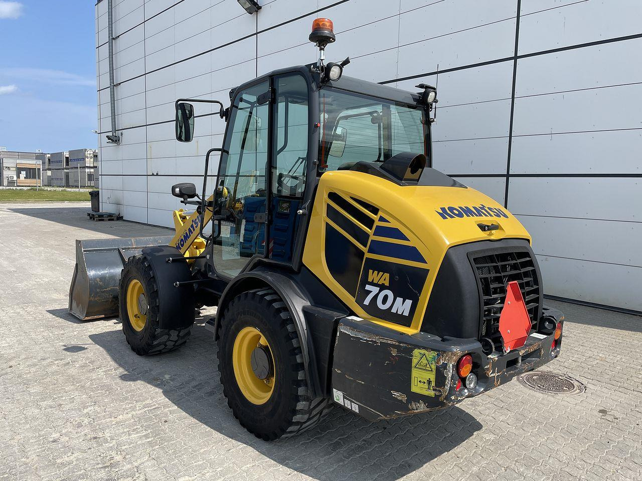 Komatsu WA70M-8EO - Zglobni utovarivač: slika 2 Komatsu WA70M-8EO - Zglobni utovarivač: slika 2