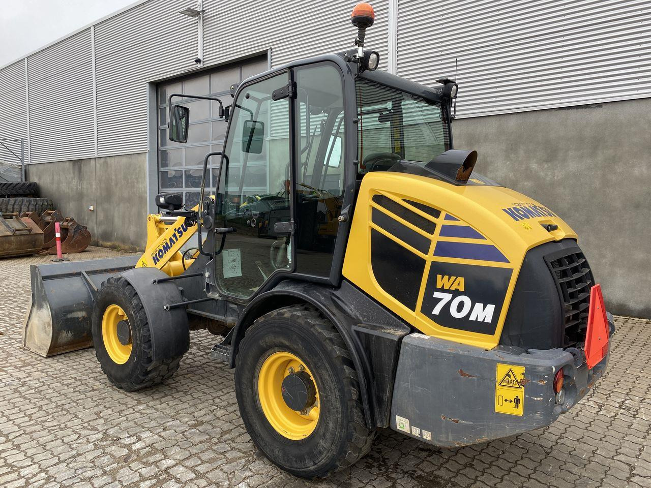 Komatsu WA70M-8EO - Zglobni utovarivač: slika 2 Komatsu WA70M-8EO - Zglobni utovarivač: slika 2