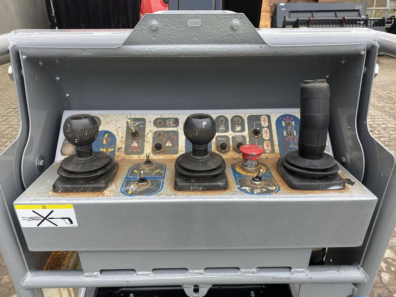 Manitou 160ATJ RC - Zglobna platforma: slika 3 Manitou 160ATJ RC - Zglobna platforma: slika 3