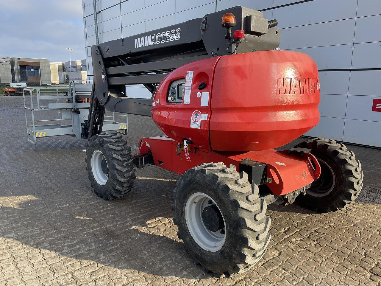 Manitou 160ATJ+ RC - Zglobna platforma: slika 2 Manitou 160ATJ+ RC - Zglobna platforma: slika 2