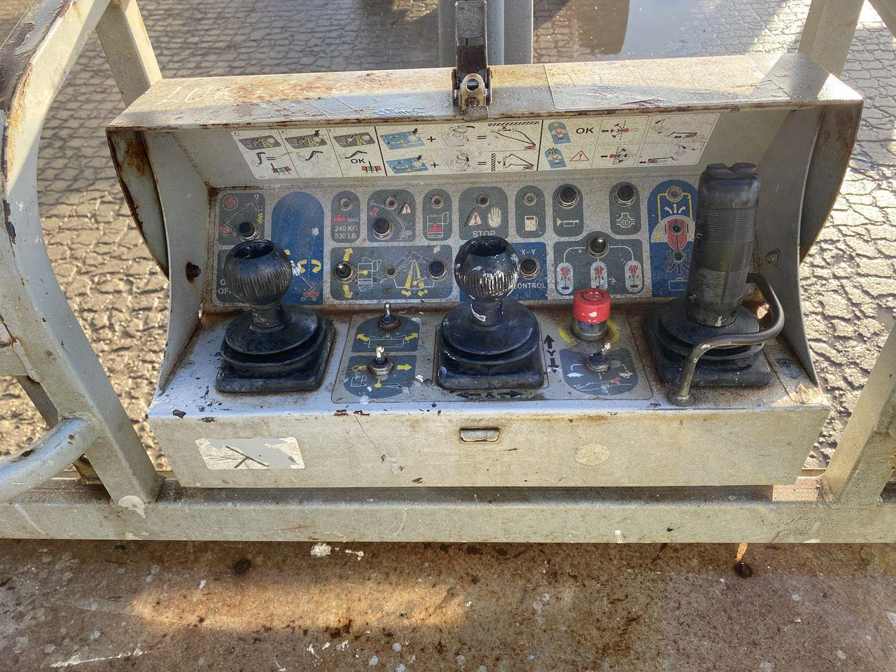 Manitou 280TJ - Zglobna platforma: slika 3 Manitou 280TJ - Zglobna platforma: slika 3