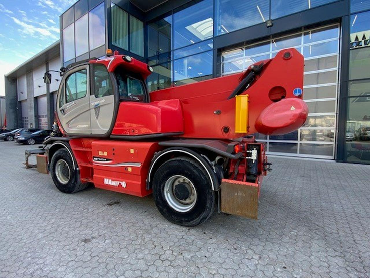 Manitou MRT2470 P+ - Teleskopski upravljač: slika 2 Manitou MRT2470 P+ - Teleskopski upravljač: slika 2