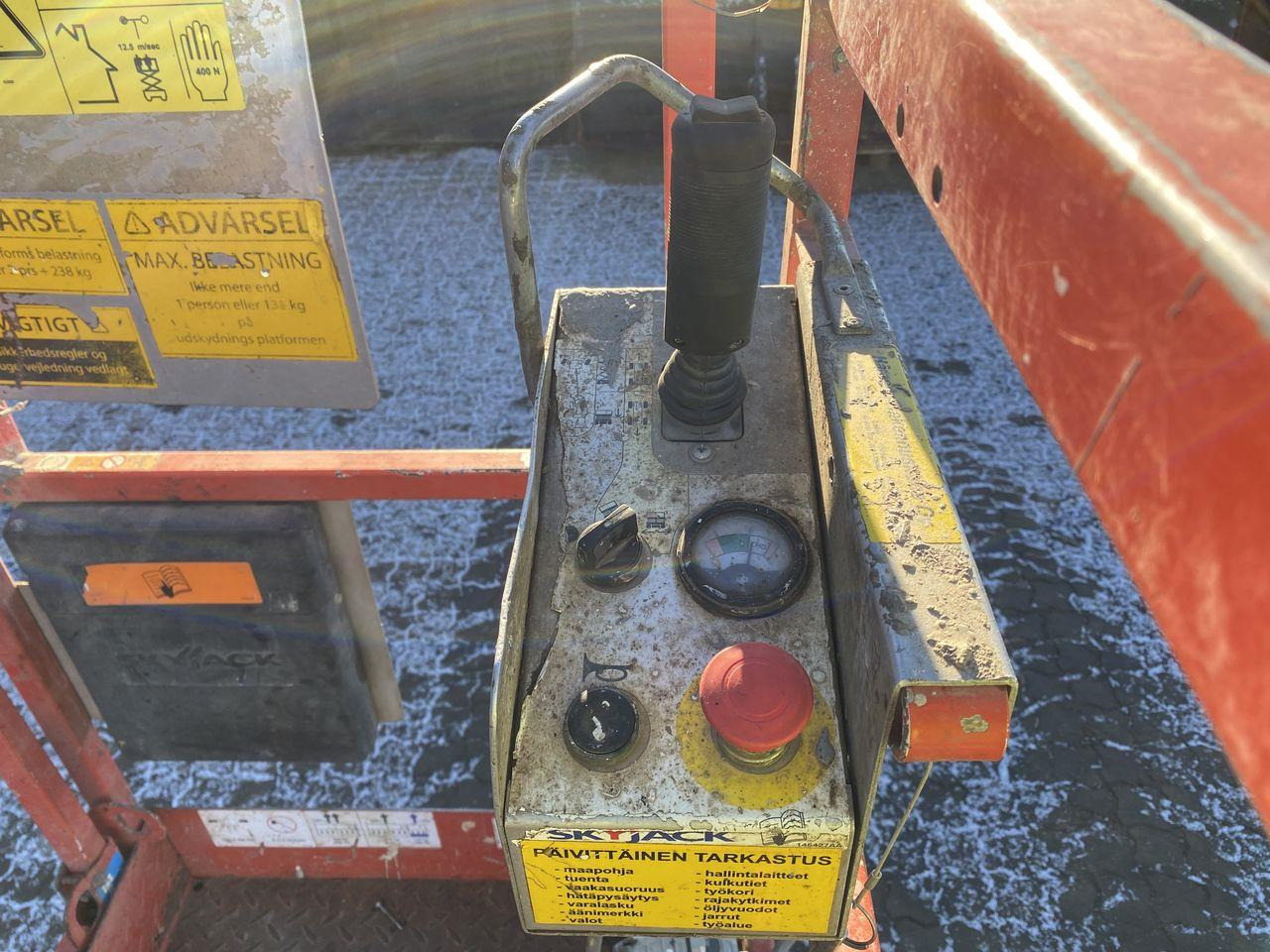 Skyjack SJ3220 - Lift u obliku makaza: slika 3 Skyjack SJ3220 - Lift u obliku makaza: slika 3