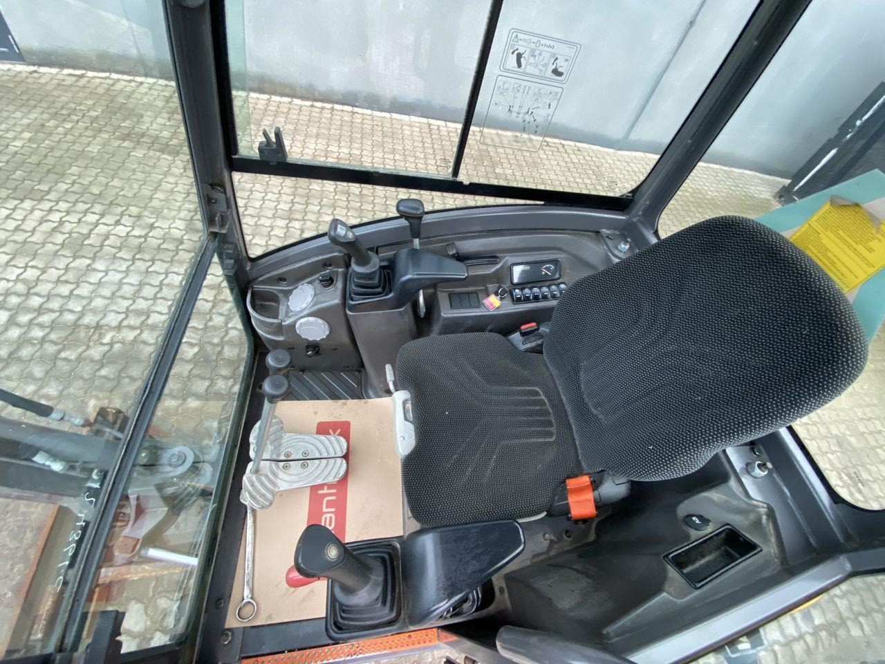 Volvo EC18D - Mini bager: slika 3 Volvo EC18D - Mini bager: slika 3