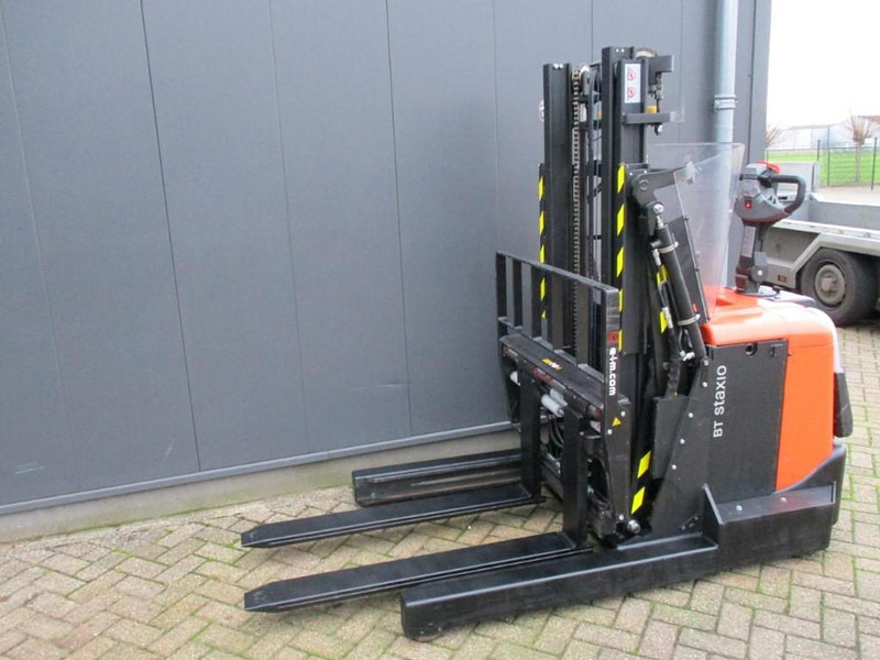 BT SPE 120 XR - Dizalica za kontejnere: slika 2 BT SPE 120 XR - Dizalica za kontejnere: slika 2