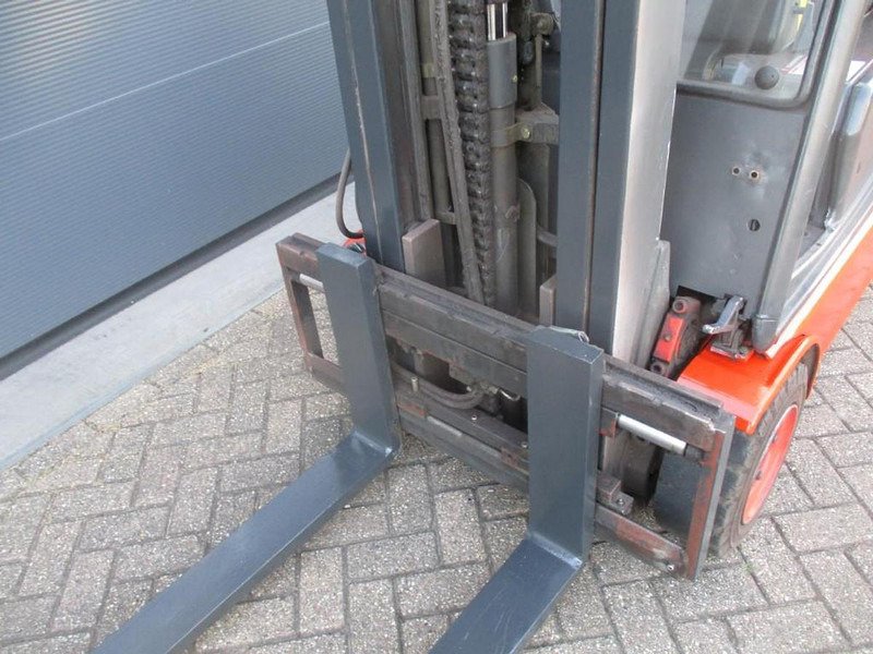 Linde E 16C - Električni viljuškar: slika 3 Linde E 16C - Električni viljuškar: slika 3