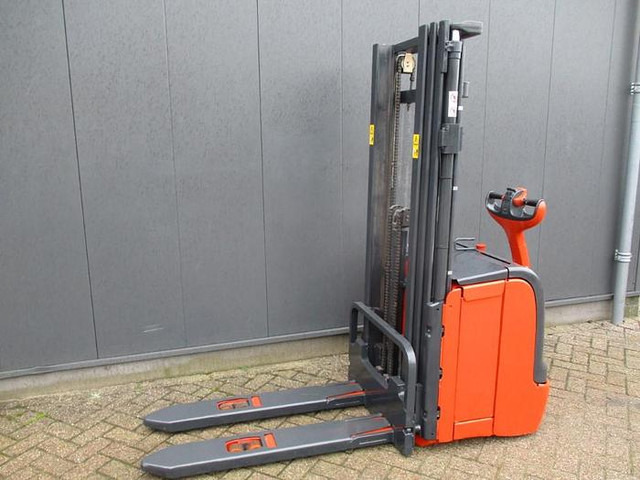 Linde L16 - Slagač: slika 1 Linde L16 - Slagač: slika 1