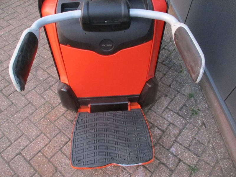 Toyota SPE200D - Kolica za palete: slika 5 Toyota SPE200D - Kolica za palete: slika 5