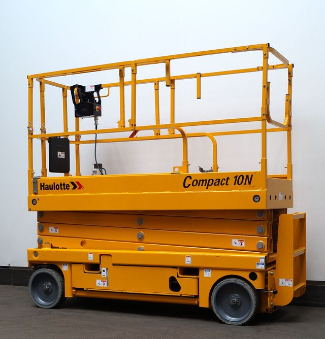 Haulotte Compact 10N - Lift u obliku makaza: slika 2 Haulotte Compact 10N - Lift u obliku makaza: slika 2